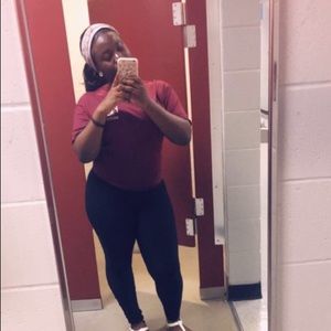 Meet your Posher, Akua